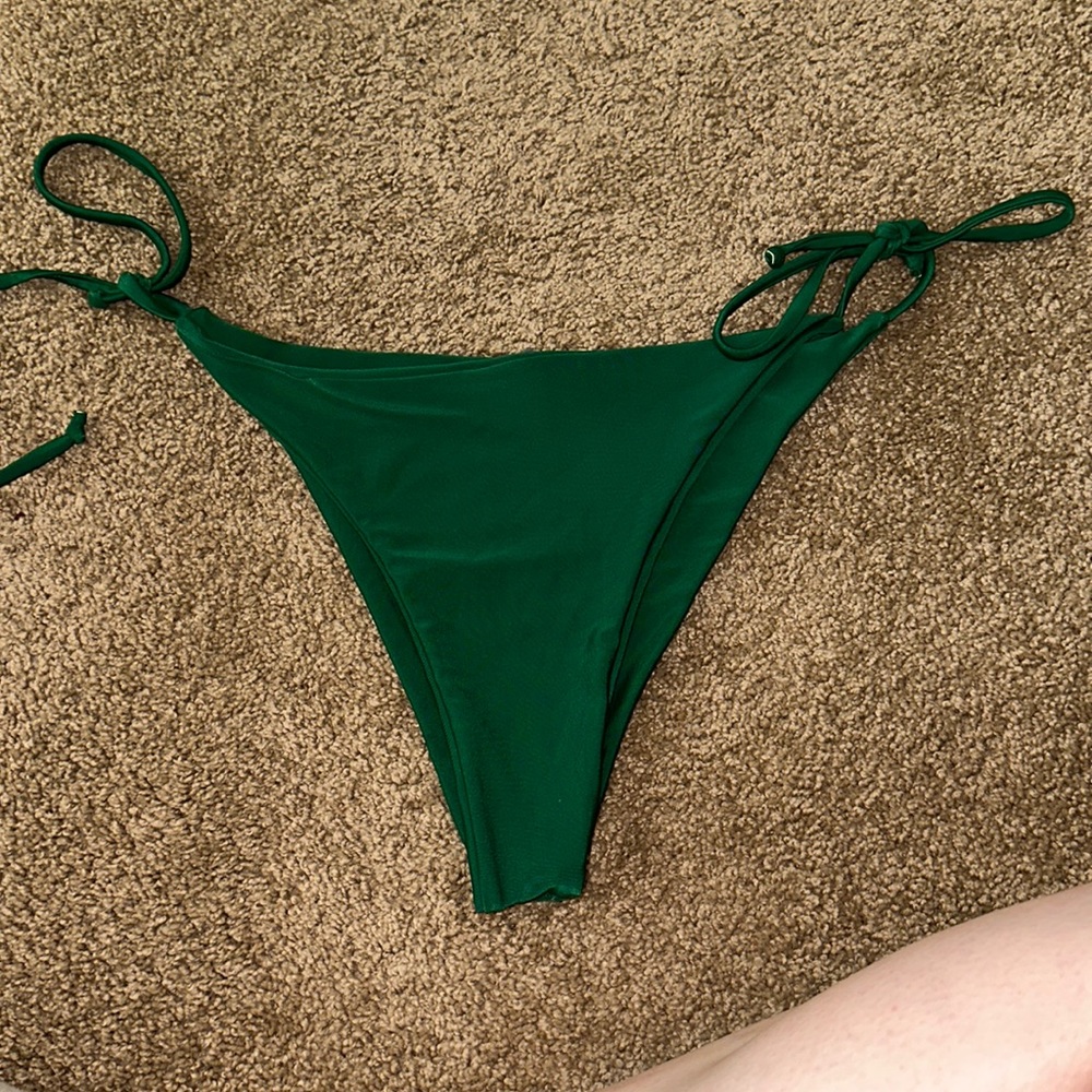 Beautiful vibrant green bikini bottoms